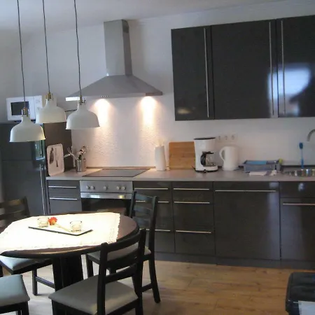 Aika Apartment *
