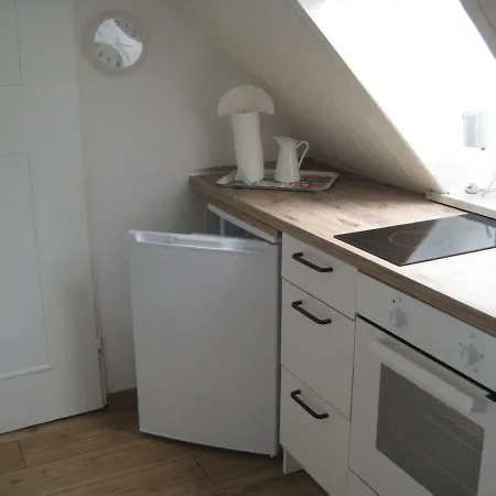 Aika Apartment